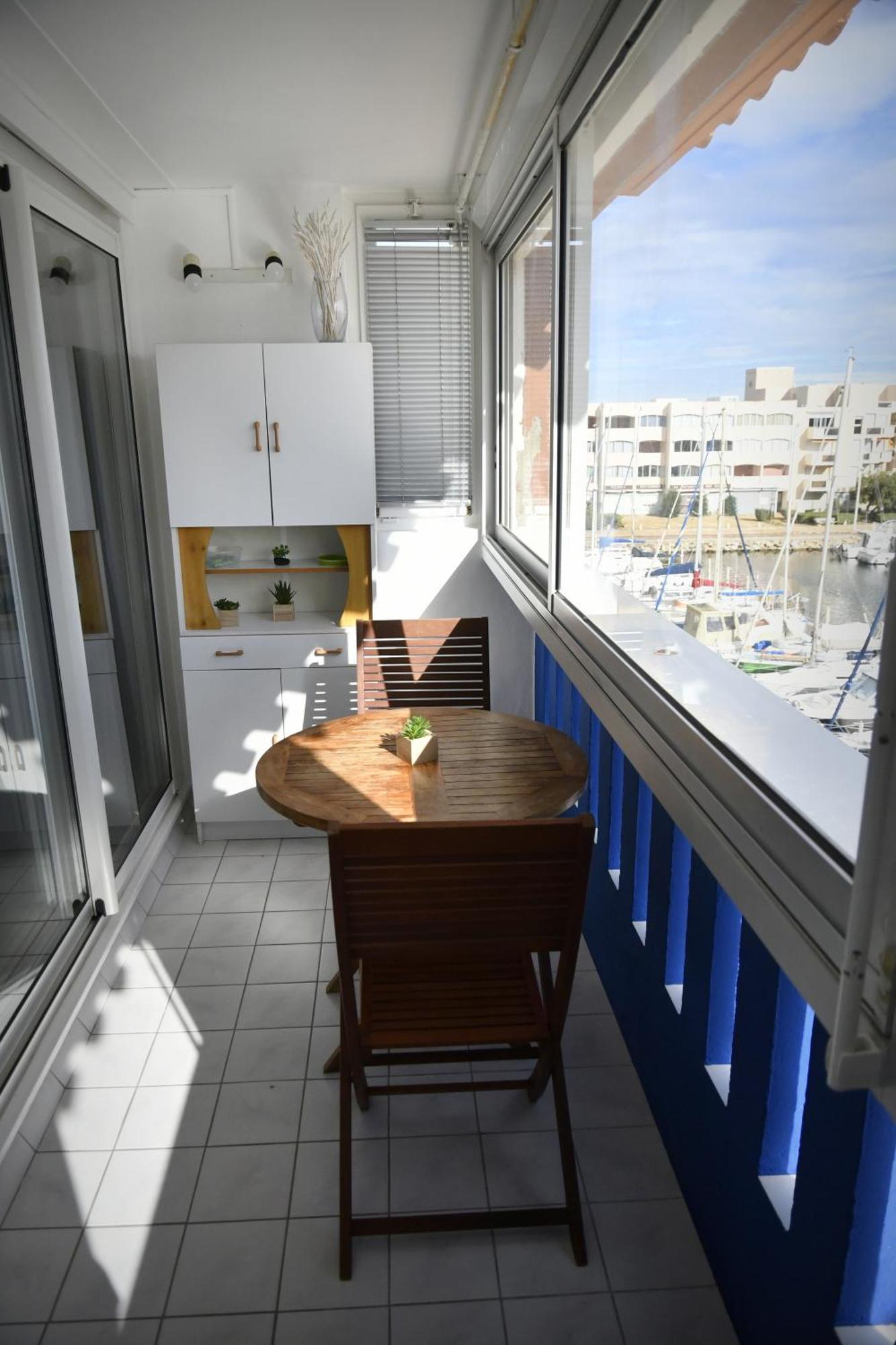 Le Calme Et La Luminosite Du Port Ideal Pour Un Bon Sejour Appartement Leucate Buitenkant foto